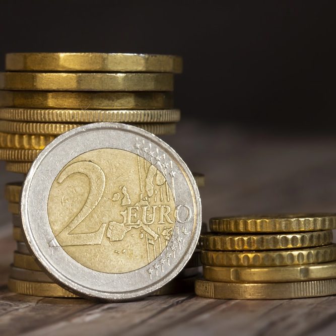 Fausses pièces de 2 euros en circulation